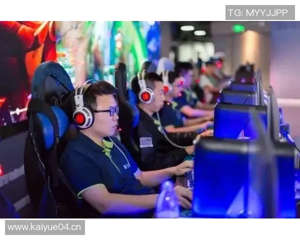 深度对话：杨敏如何在英雄联盟中找到自我与成长的旅程